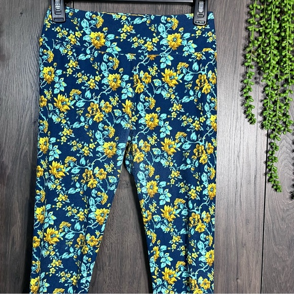 🌸5/$25🌸LulaRoe Floral Printed Blue & Yellow Leggings One Size - Picture 10 of 14